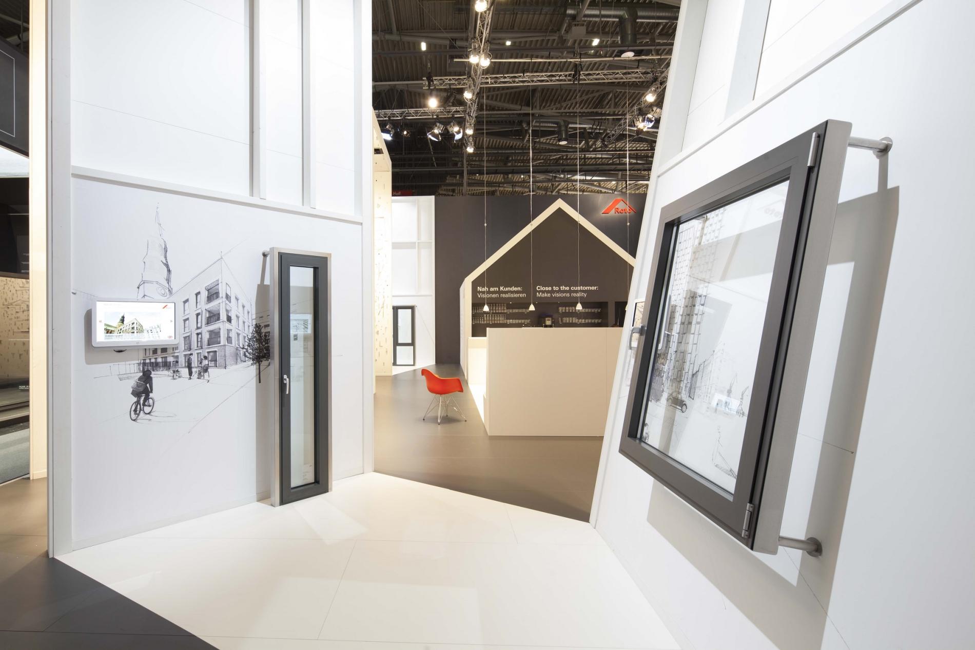 Lichtdesign für den Messeauftritt Roto Frank auf der BAU-München