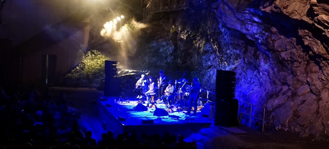 Ralf Wapler: Lichtdesign und Operating für das Livekonzert der Band Lechufer
